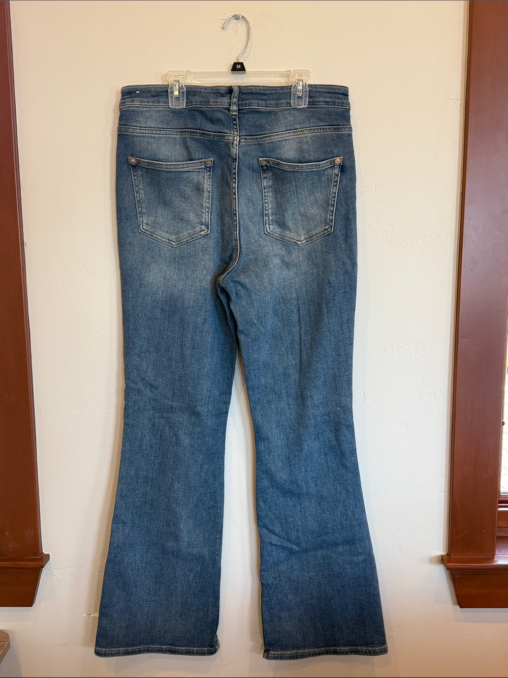 Pilcro bootcut denim jeans size 31 in light wash - Picture 4 of 4